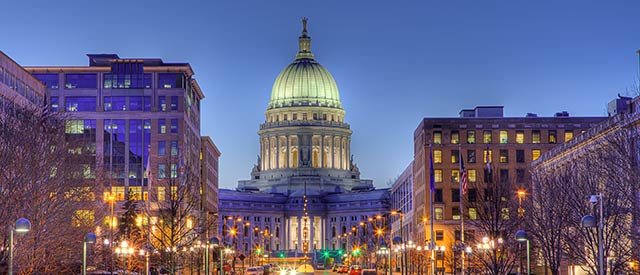 Picture of the state capitol in Madison, Wisconsin